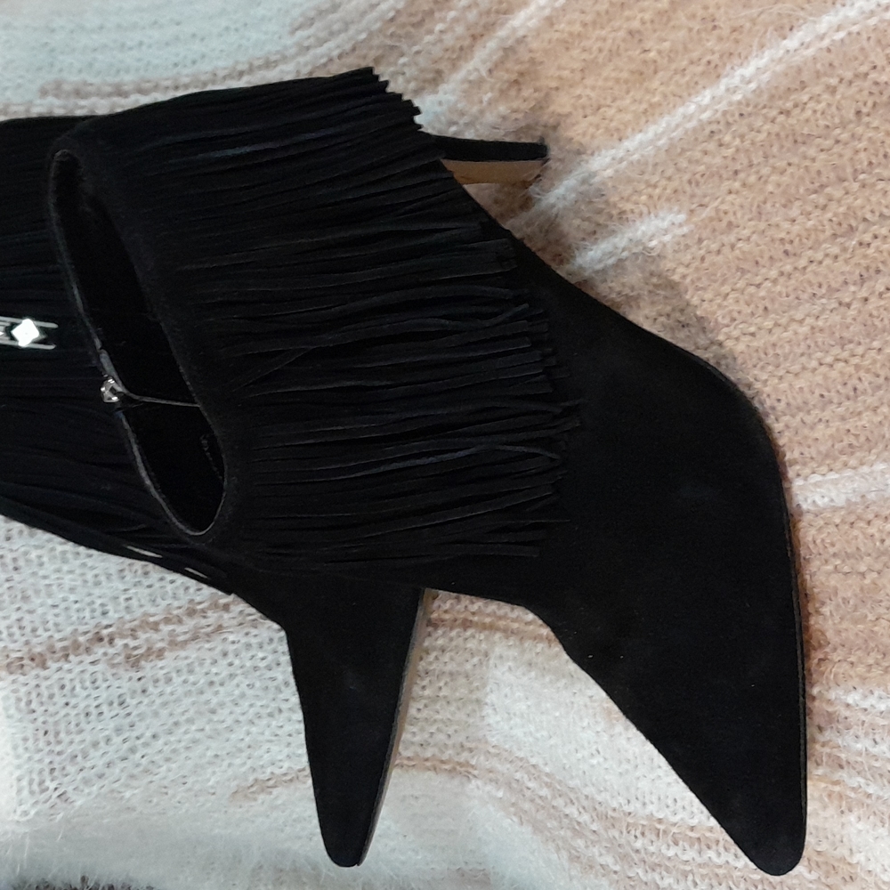 Sam Edelman black fringe booties sz 9 perfect!